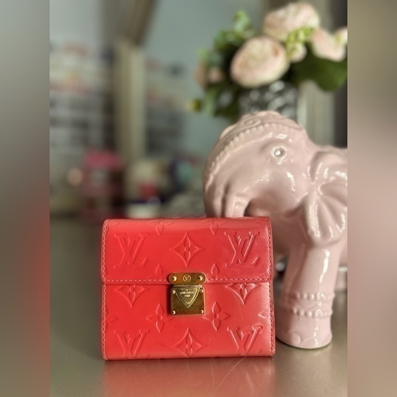 Louis Vuitton Pink Vernis Wallet